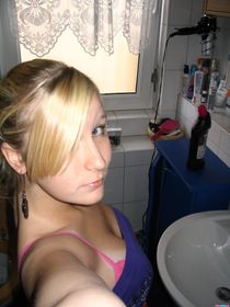 Nylon Spunk Junkies